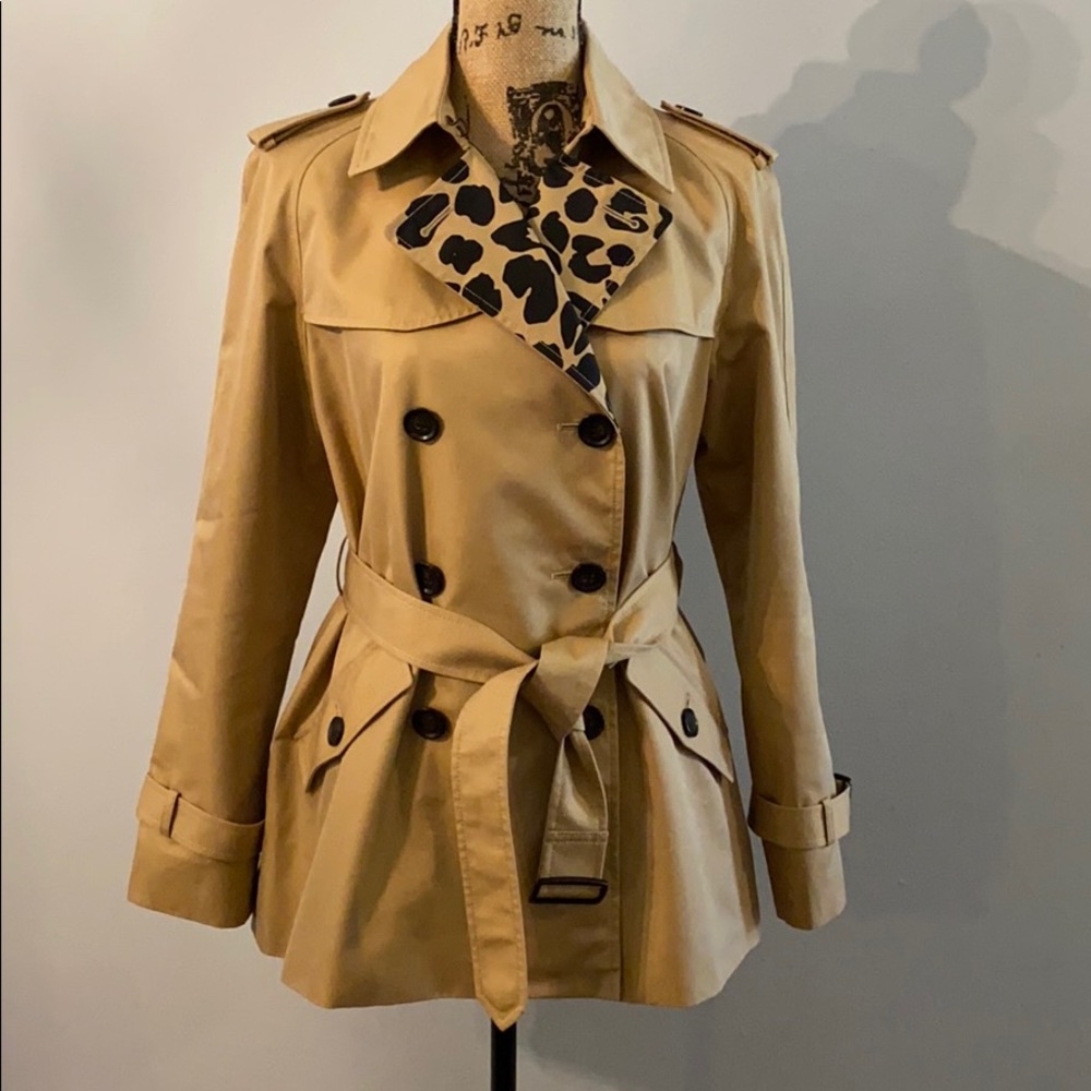 COPY - Trench coat , M , coach , used one time .